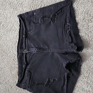 Black denim old navy boyfriend shorts size 14